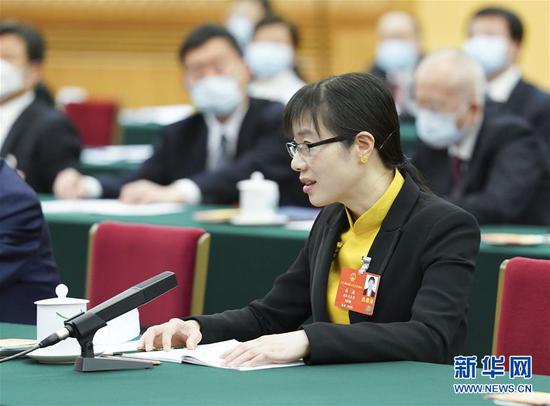 5月24日，全國人大代表禹誠參加湖北代表團(tuán)的審議并發(fā)言。新華社記者 黃敬文 攝